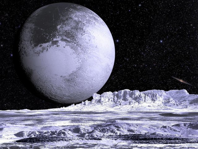 Der Kleinplanet Pluto über dem Horizont Charons.