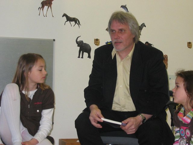 Als Autor von Kinderbüchern ist Präsenz angesagt. Hier war ich in einer Kinderbetreuungsstädte im Haus der Ärzteschaft in Düsseldorf präsent.
